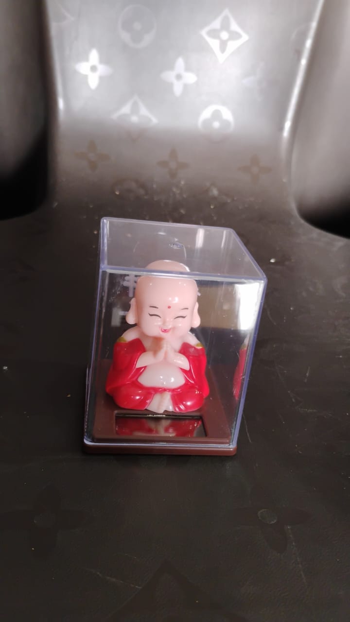 Solar Power Moving Head Buddha Statue Car Ornament (1 Pc Mix Color)